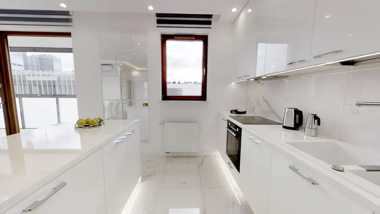 Karolkowa 28A - Luminous Apartment With Balcony By Renters Prestige Warsaw
