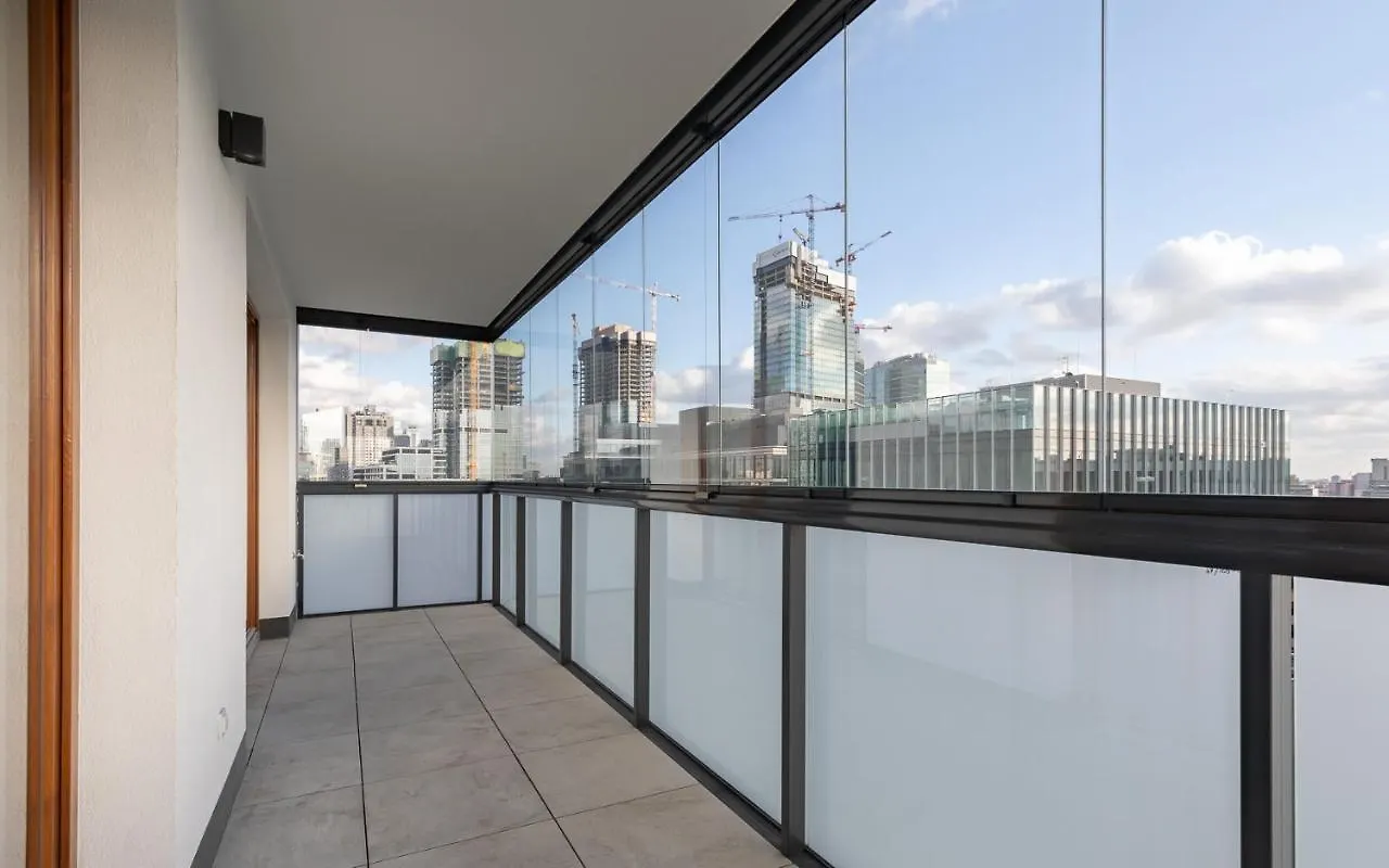 Karolkowa 28A - Luminous Apartment With Balcony By Renters Prestige Warsaw Poland